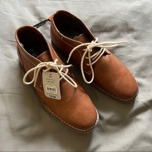 NWT Memory Foam Lightweight Men’s Dress Shoes